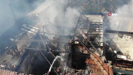 Son dakika haberi... Fatih'te oyuncak deposunda yangın