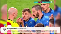 Euro2020, gli Azzurri parlano a gesti con l'arbitro e sui social diventano un meme