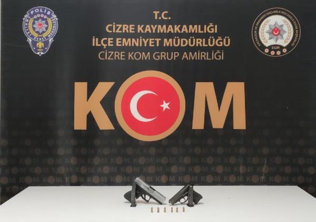 Son dakika haber... ŞIRNAK'TA KAÇAKÇILIK VE ASAYİŞ OPERASYONLARI: 56 GÖZALTI