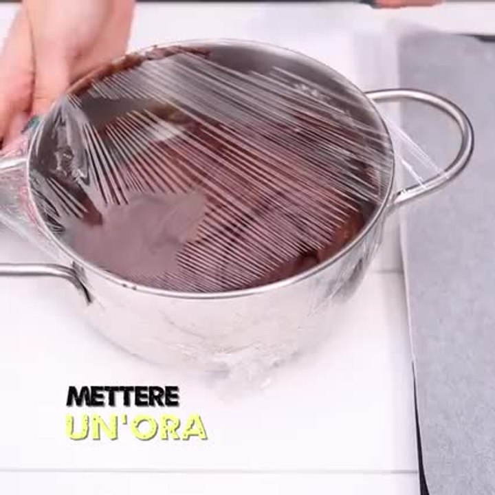 Chocolate Crinkles, biscotti morbidi al cioccolato.