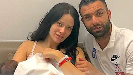 6 ay önce Alanyaspor'la sözleşme imzalayan Tzavellas, "Ailevi sebeplerim var" diyerek ayrıldı