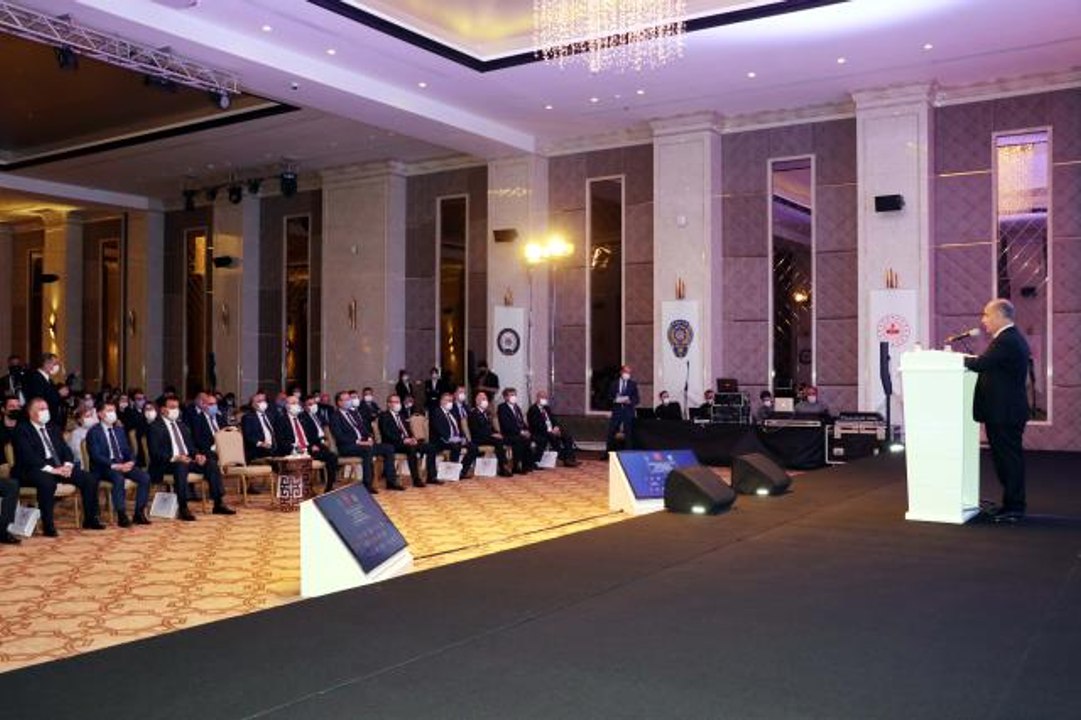 Emniyet Genel Müdürlüğü "Hukuk Birimleri Hizmet İçi Eğitim ve Değerlendirme Semineri" başladı