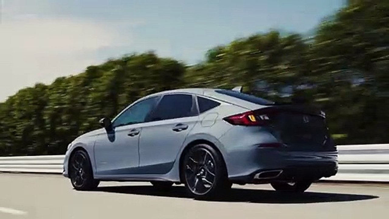 2022 Honda Civic Hatchback _ Better than Toyota Corolla