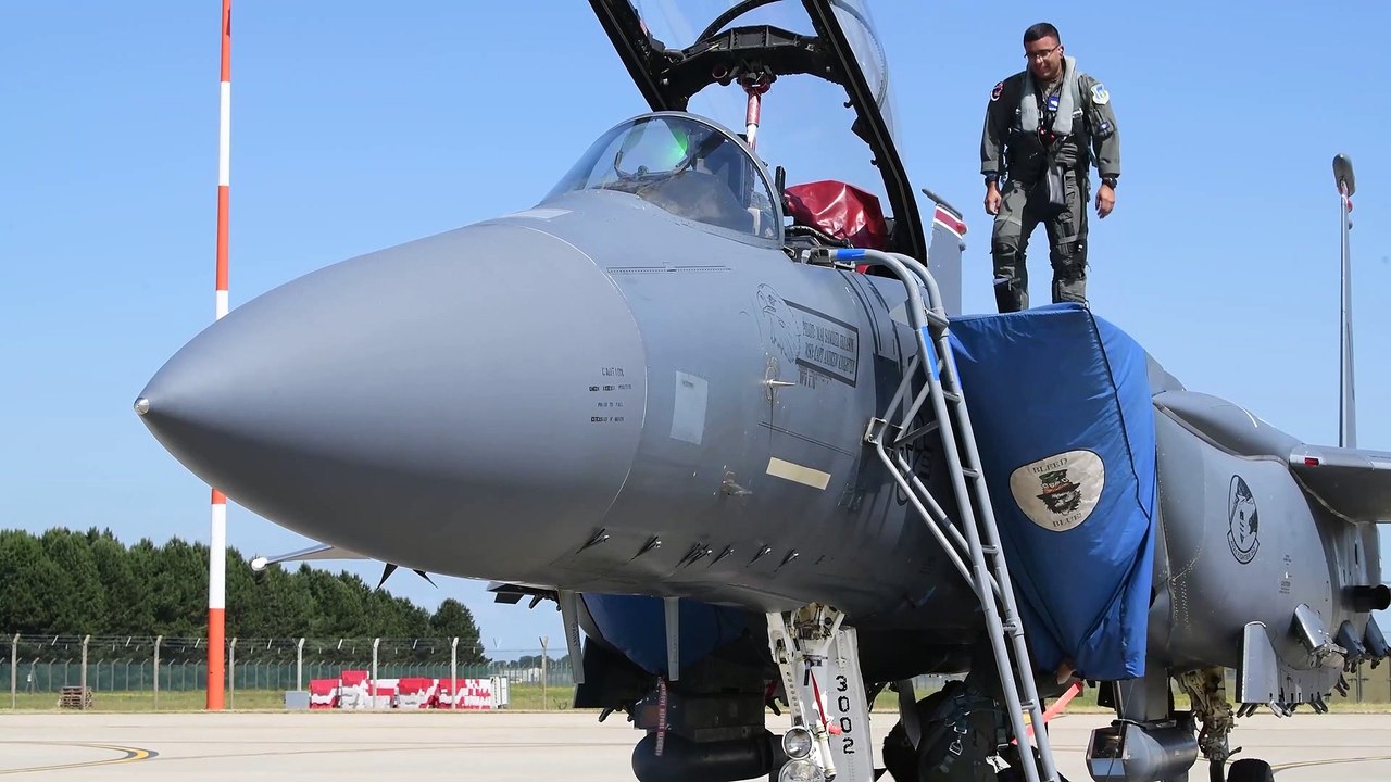 US Military News • Blue Squadron Daily Ops • United Kingdom 23 June ...