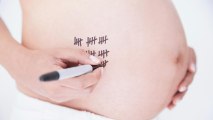 Fötus im Mutterleib: Das passiert während der Schwangerschaft.