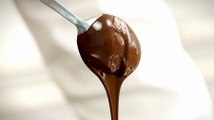 Schokolade schmelzen für Kuchen & Co.: So wird's schön cremig