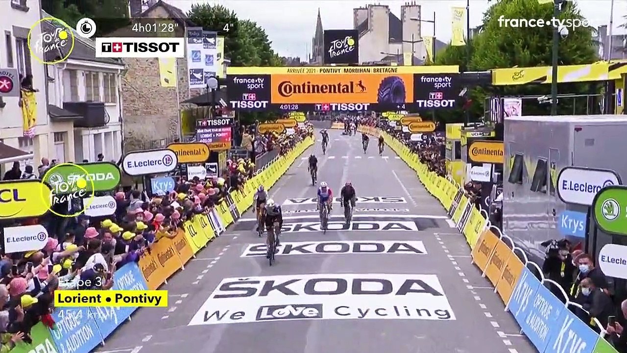 Tour de France 2021 : Caleb Ewan et Peter Sagan au tapis, Tim Merlier en vainqueur... Revivez l'arrivée de la 3e étape à Pontivy