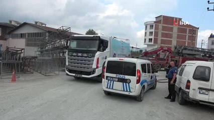 Elektrik malzemeleri üretilen iş yerinin deposunda yangın