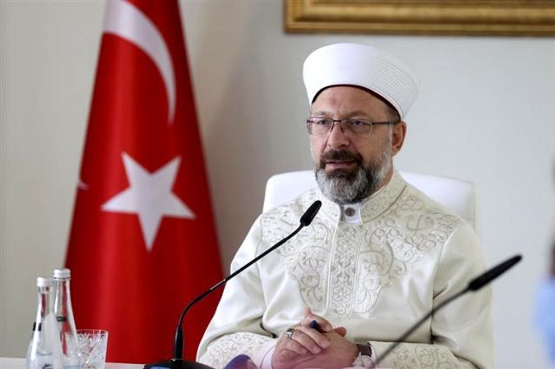 Diyanet İşleri Başkanı Erbaş, Malezya Din İşleri Bakanı Bakri ile görüştü