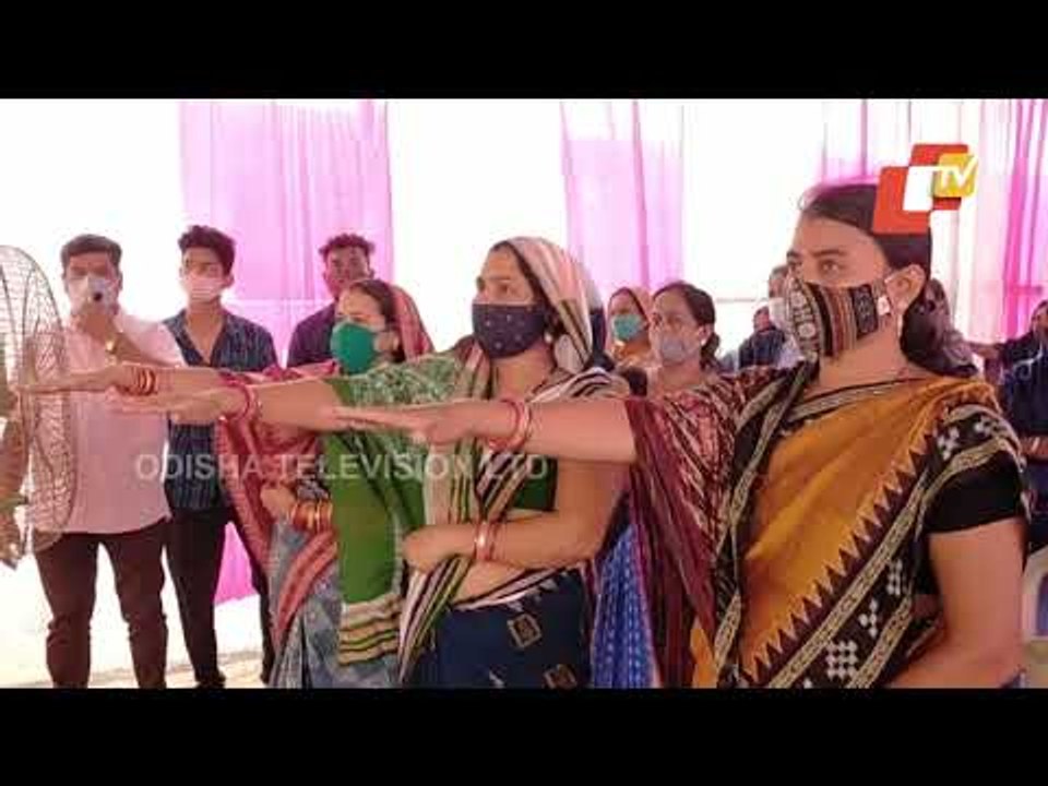 Watch- Odisha Minister Administers Pledge To AS...