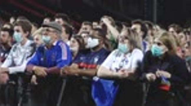 8es - Les fans du Matmut Stadium dépités de l'élimination française
