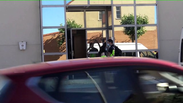 La Policía registra la casa y los estudios de José Luis Moreno tras su detención