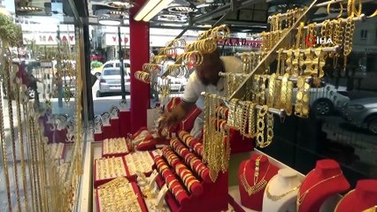 Diyarbakır’daki kuyumcu esnafından vatandaşlara uyarı: “Ucuz altın yok, sahtekarlık vardır