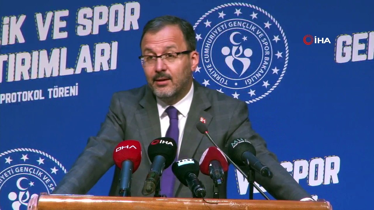 Bakan Kasapoğlu: “Ferasetten yoksun tavırlarıyla gençlerimizin moral ve motivasyonlarını düşürenler karşılarında bizi bulacak”