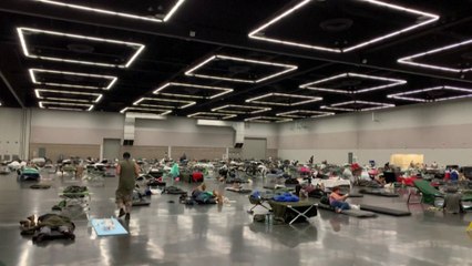 Près de 50°C dans l'ouest américain: des habitants de Portland se réfugient dans un "centre de refroidissement"