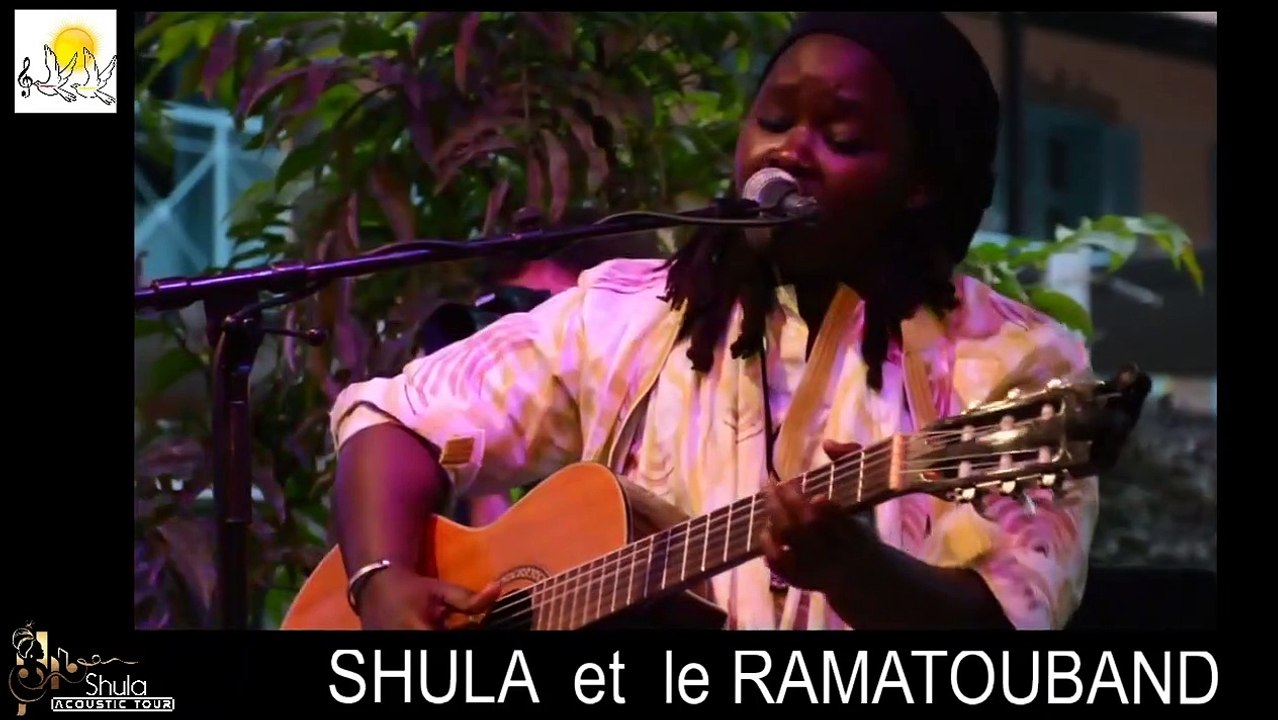 shula acoustic tour: Prestation de shula et le ramatouband
