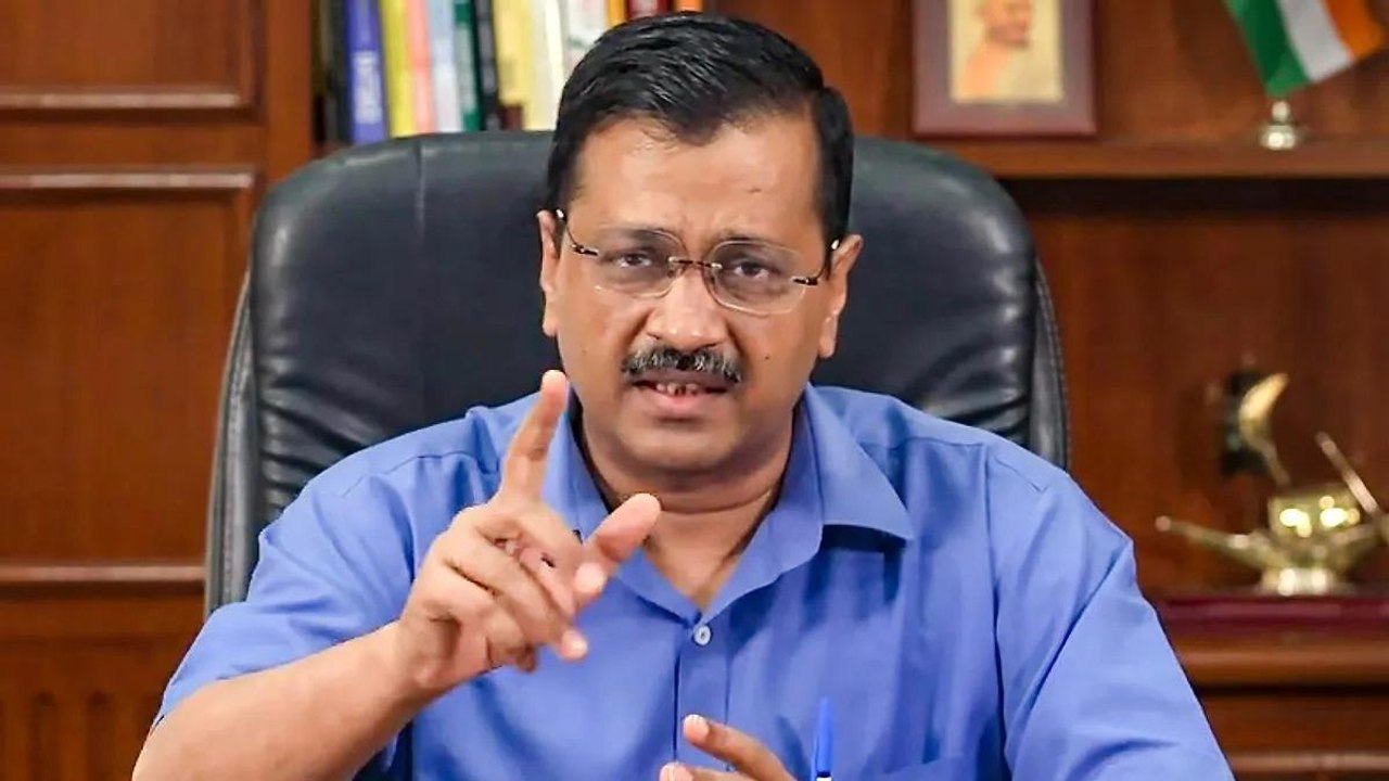 Kejriwal promises 300 units of free electricity in Punjab