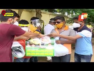 Covid Battered Melody Artistes Distributed Relief Materials