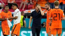 EURO 2020'den elenen Hollanda'da teknik direktör Frank de Boer'un görevine son verildi