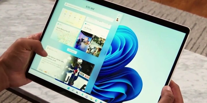 Windows 11 Reactions_ It Runs Android Apps! (Kinda)