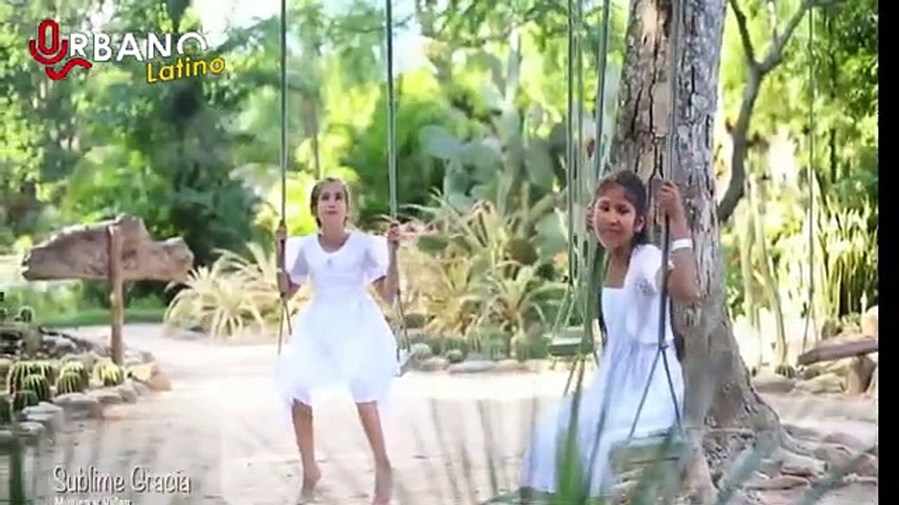 Sublime Gracia-Niños Adorando A Dios