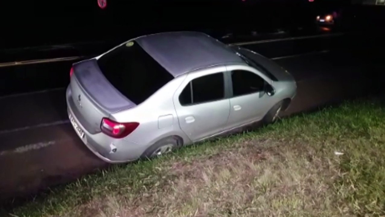 Motorista tenta desviar de outro carro e sai da pista na BR 277 em Cascavel Vídeo Dailymotion