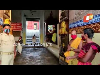 Arati Of Lord Patitapabana At Puri Srimandir