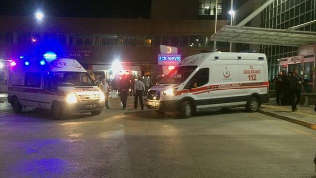 Şeker zannettikleri lavabo açıcıyı yiyen 5 çocuk hastanelik oldu