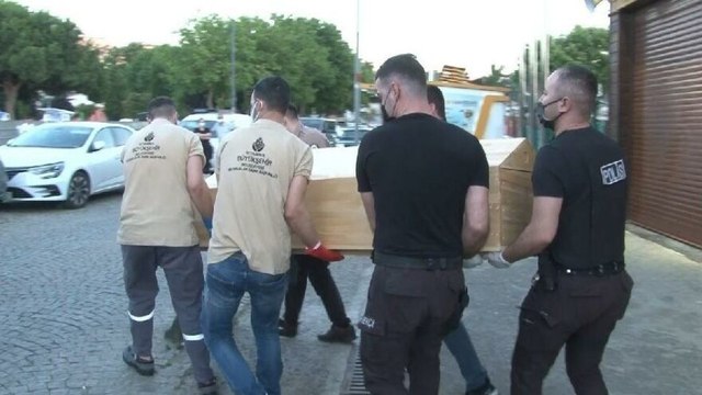 Kasımpaşa sahilinde erkek cesedi bulundu
