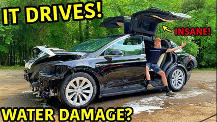 Скачать видео: Rebuilding A Wrecked 2020 Tesla Model X Part 2