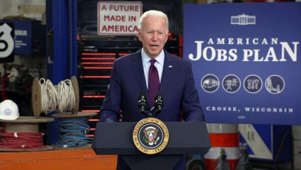 Biden s'en prend aux climatosceptiques