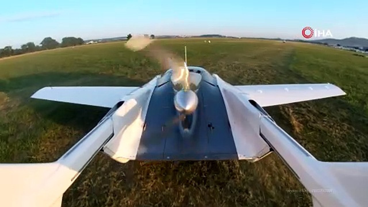 Uçan araba ilk şehirlerarası uçuşunu gerçekleştirdi - İhlas Haber Ajansı