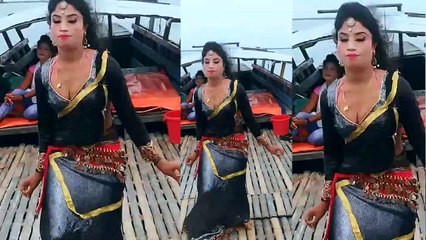নৌকায় কিরণমালা ডান্স নৌকায় ডিজে গানে নাচ নৌকা ভ্রমনের ঝাকানাকা নাচ  - jio dancebd