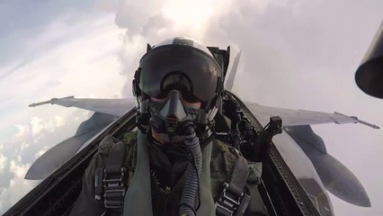 US Strike Fighter Squadron - USS Ronald Reagan