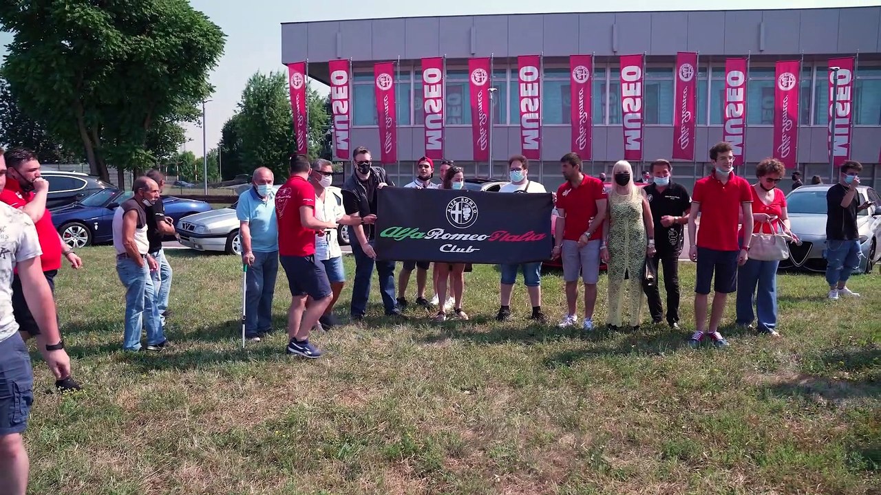 Alfa Romeo célèbre ses 111 ans dans son fief de Milan