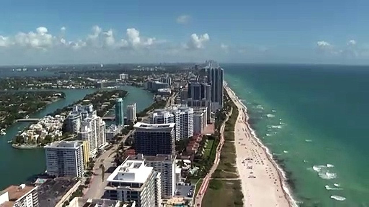 Tödlicher Hauseinsturz in Florida - weiter Suche nach Ursachen