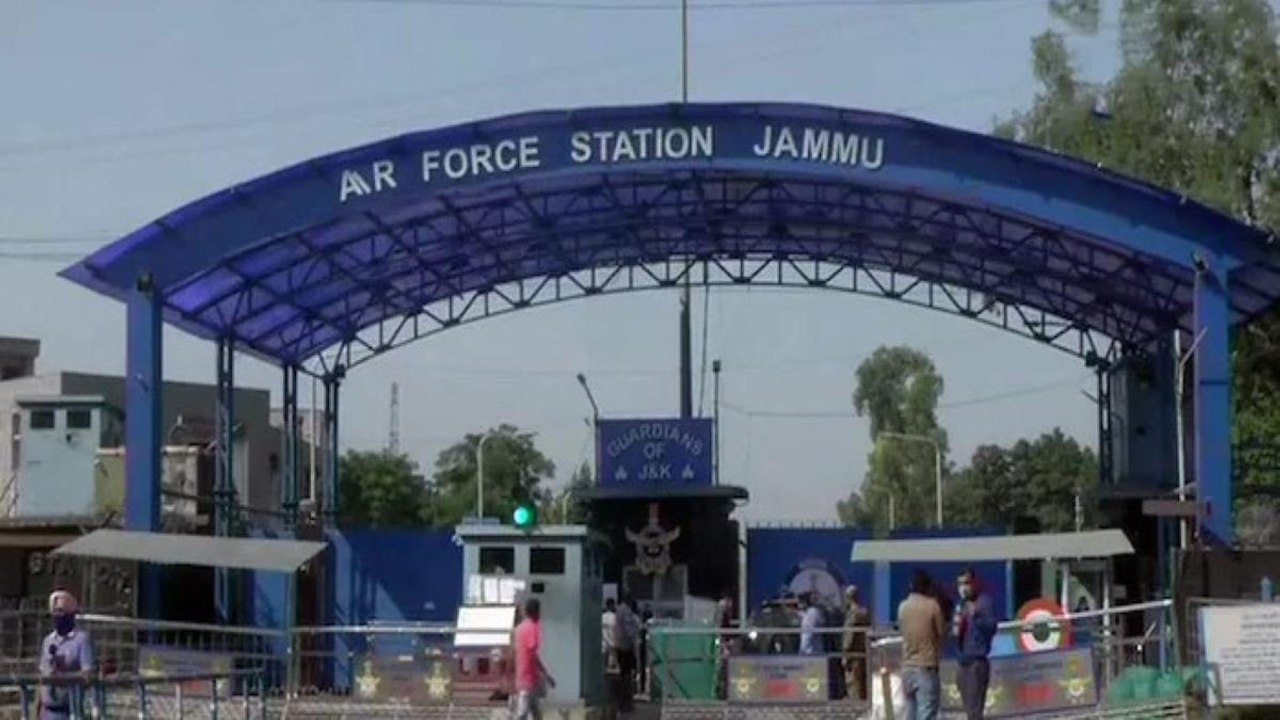Drone attack on Jammu suspects Lashkar-e-Taiba...