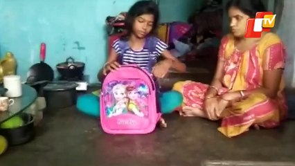 Jharkhand Girl Sells Dozen Mangoes For Rs 1.20 Lakhs, Buys Smartphone For Online Classes