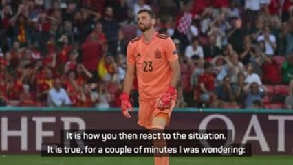 Simon had to 'keep on going' after Spain own goal disaster