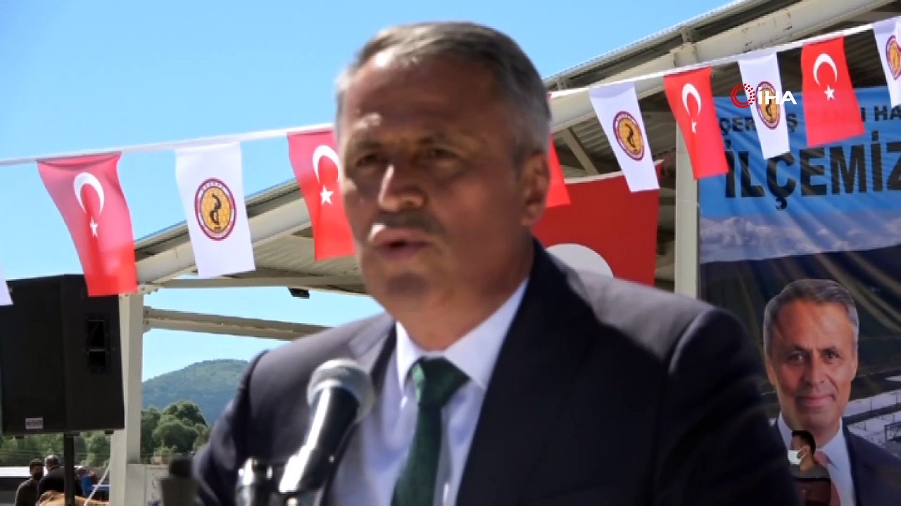- Çankırı'da bölgenin en büyük hayvan pazarı açıldı