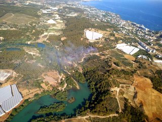 Son dakika... Alanya'da çıkan yangında 1 hektarlık orman arazisi küle döndü