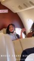 Christina Milian et sa fille Violet à bord de leur jet privé. Juin 2021
