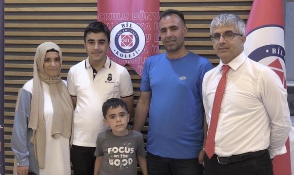 LGS'de tam puan alan Yunus Enes Yolcudağ Van'ın gururu oldu