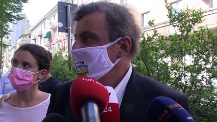 M5s, Calenda: "Grillo e Conte indecenti, spariscano e tornino a fare quello che facevano prima"