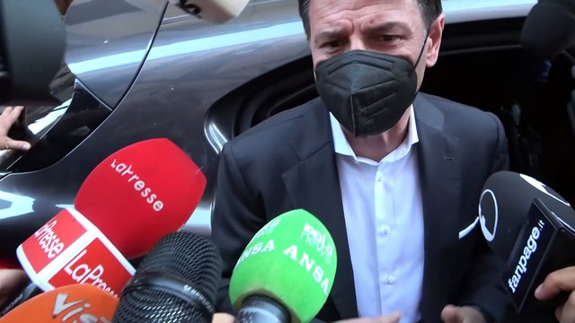 M5s, Conte: Grillo non dica falsità sul mio conto, agito sempre in trasparenza