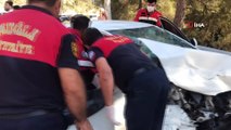 Kaza sonrası yol savaş alanına döndü... Fethiye’de otomobil ile cip çarpıştı: 8 yaralı
