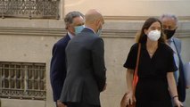 López del Hierro trata de restar importancia ante el juez a su relación y la de su mujer con Villarejo