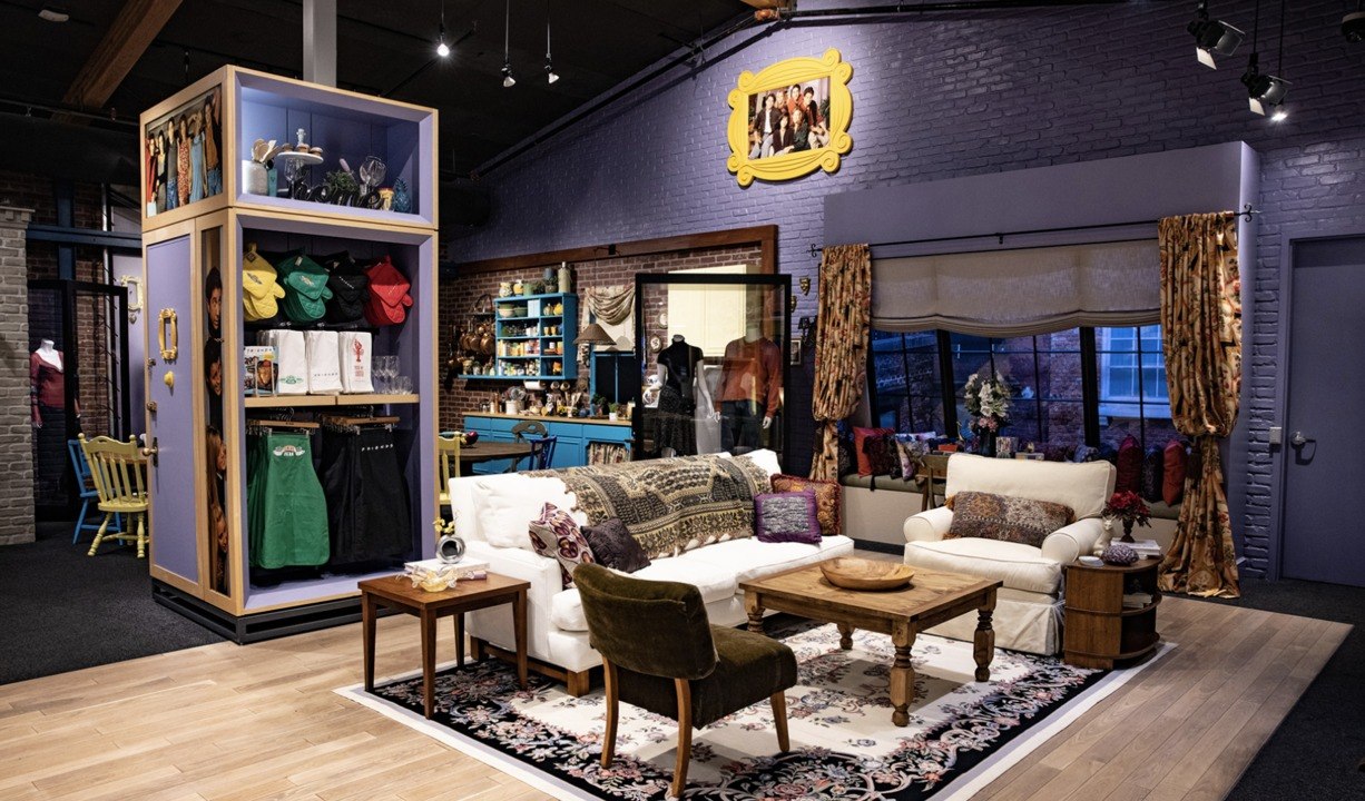 Warner Bros.' Famous Studio Tour Just Reopened With New 'Friends' Experiences