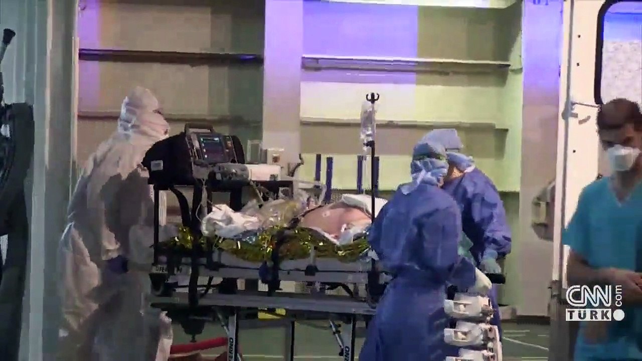 İngiltere'de son 5 ayın en yüksek vaka sayısı görüldü