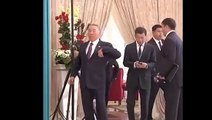 Kazakistan Devlet Başkanından hayrete düşüren hareket!